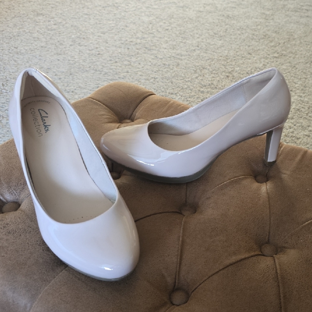 Clarks Women's Blush Heels - Perfect Condition!